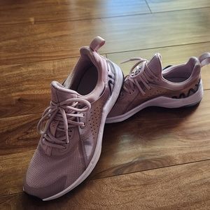 Like New! Nike Air Max Rose Gold Sneaker, size 7.5
